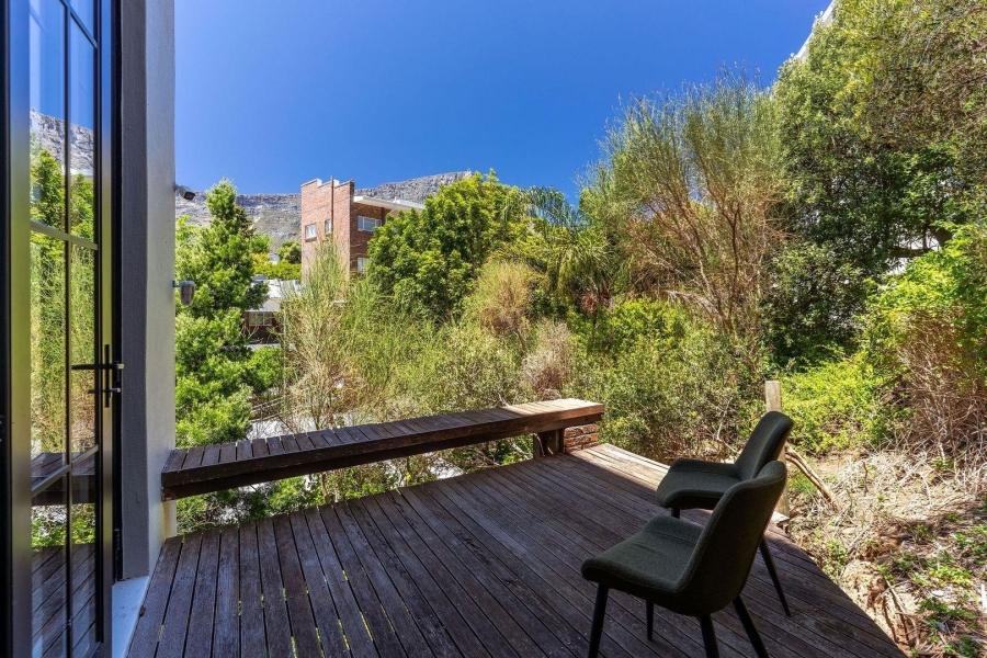 2 Bedroom Property for Sale in Tamboerskloof Western Cape